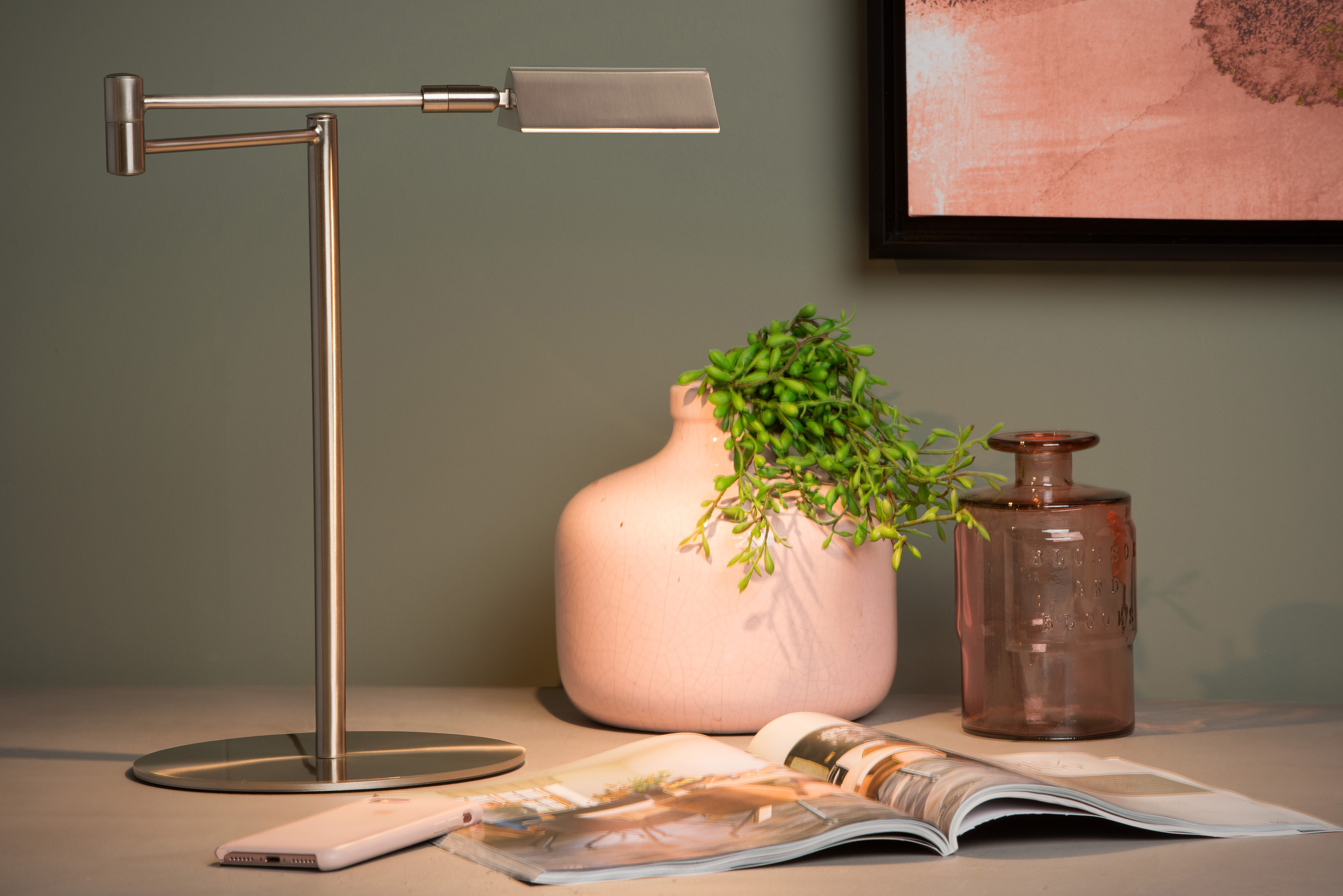 Dim desk deals lamp